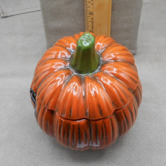 Vintage Jack O'Lantern Halloween Pumpkin 5" Round 5.5" Tall w/Hole for Light - Picture 7 of 10